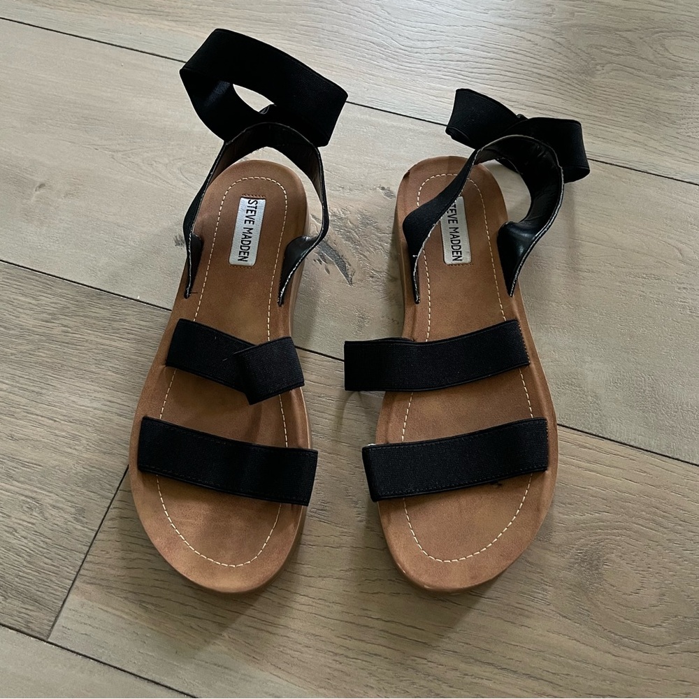 Steve Madden Elastic Sandals Size 9